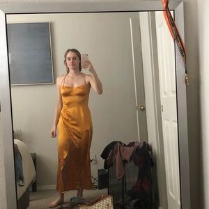 Gorgeous Butterscotch Reformation Dress!